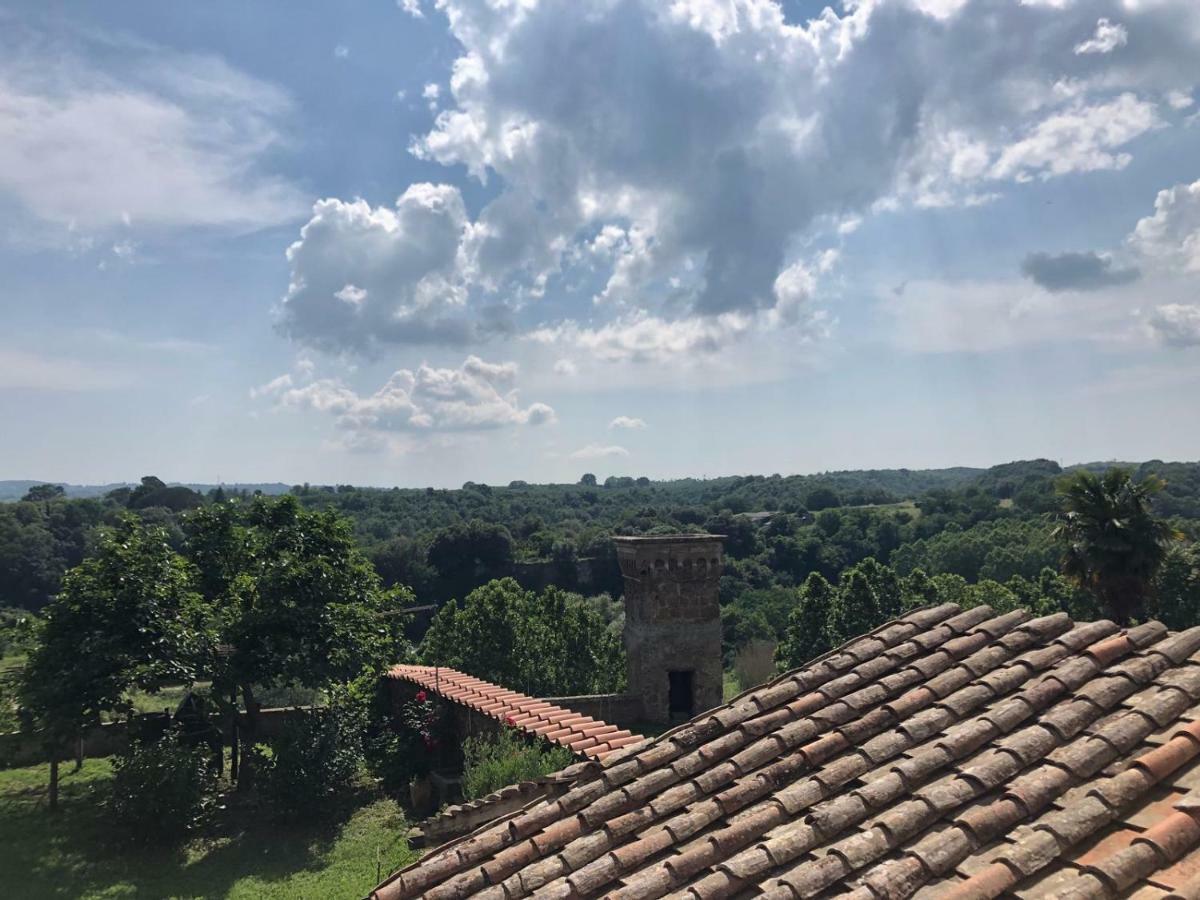 Casa Vacanze La Torretta Sutri Exterior foto